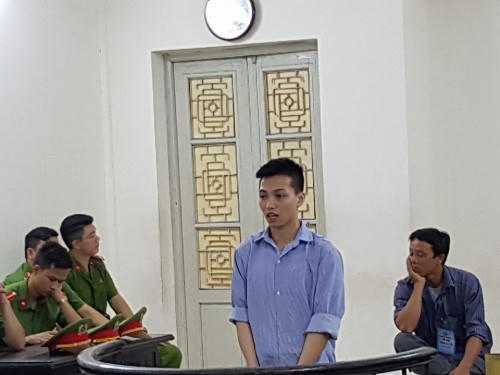 Bị cáo Vũ Mạnh Hậu tại phiên xét xử sơ thẩm. (Ảnh: báo Người đưa tin)
