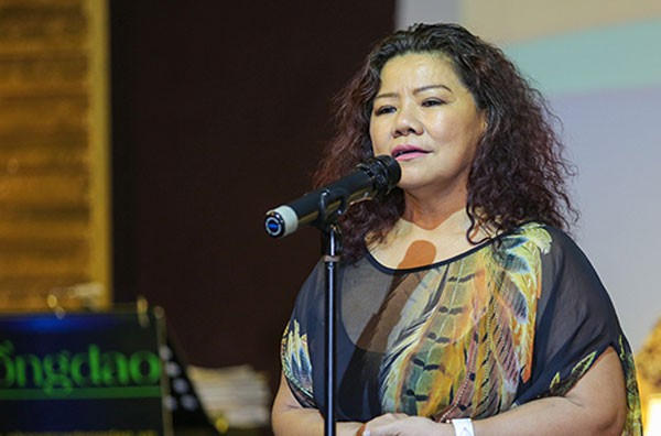 NSND Thanh Hoa không biết Chi Pu là ai. Bà khẳng định sắp tới Hội sẽ cấp thẻ cho các hội viên đợt đầu tiên...