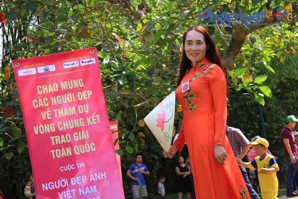 Chị cả top 15 Lê Thị Ngọc Phụng.