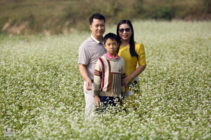 Chụp ảnh cùng gia đình là một ý tưởng độc đáo.