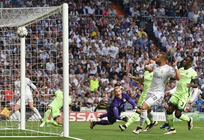 To&agrave;n cảnh Real Madrid - Man City: Kền kền bay tới Milan