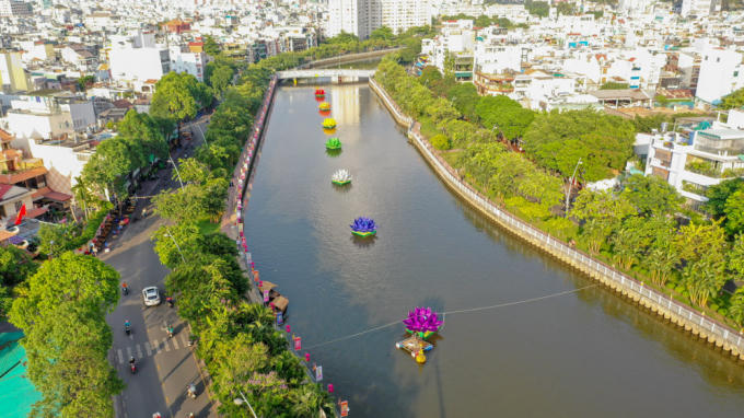 Tô điểm cho dòng kênh thêm đẹp