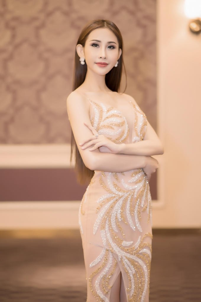 Á quân Người mẫu thời trang 2018 Chi Nguyễn sẽ là đại diện Việt Nam mang chuông đi đánh xứ người tại Hoa hậu Châu Á Thế giới.