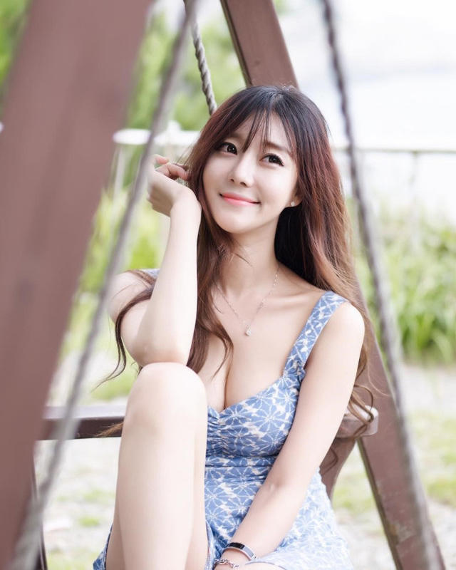 Cô nàng sở hữu ba vòng bốc lửa và nhan sắc "không tuổi".