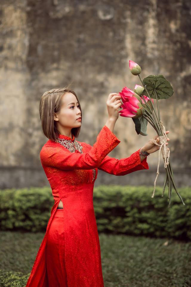 Dù đam mê xăm trổ nhưng Sông Hương vẫn luôn toát lên vẻ đẹp ngọt ngào dịu dàng chứ không "hổ báo" như thường thấy.