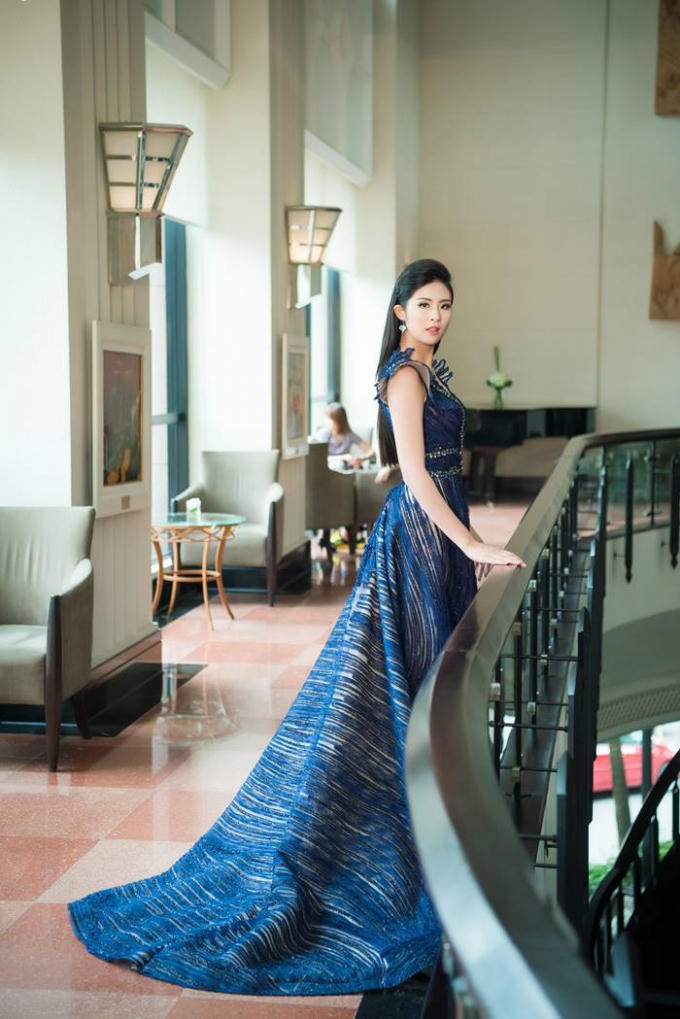 Hoa hậu Ngọc Hân - Á Hậu Tú Anh thân thiết như hai chị em