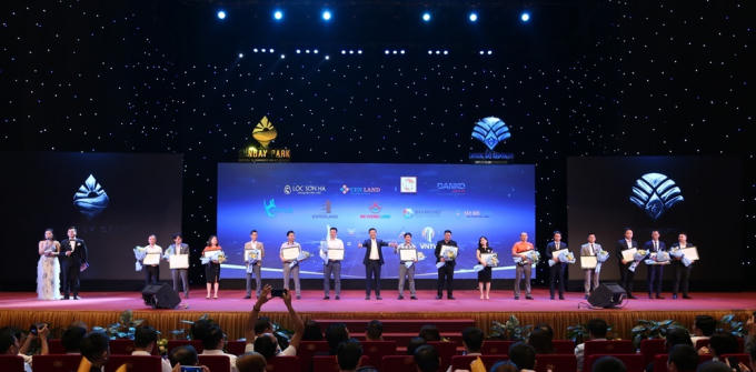 Tập đoàn Crystal Bay và các đối tác cam kết đồng hành hợp tác.