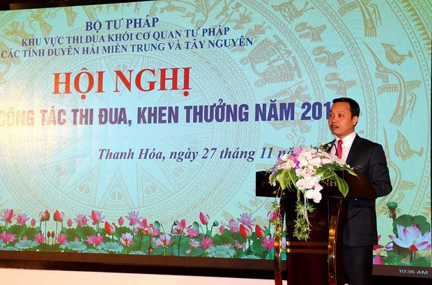 Thứ trưởng Trần Tiến Dũng phát biểu tại Hội nghị.
