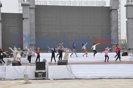 Bức tranh toàn cảnh của Việt Trì nói riêng, Việt Nam nói chung hôm nay đang vẽ nên hình ảnh của một đất nước năng động, trẻ trung, tràn đầy sức sống mới.
