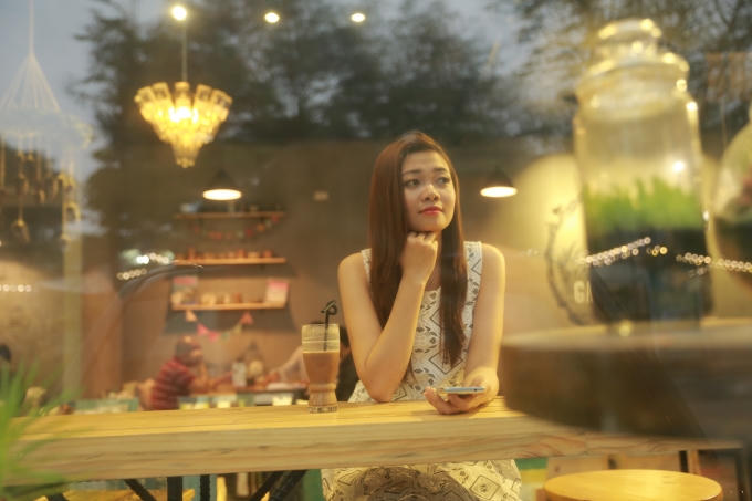 Nguyễn Thị Hoa mang SBD 156 sinh ngày 11/6/1993 đến từ mảnh đất lúa Thái Bình. Cô có chiều cao 1m63, cân nặng 47kg, số đo hình thể 80 - 63 - 88.