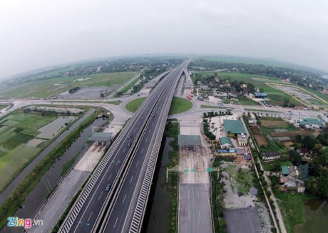 Tổng Công ty phát triển đường cao tốc Việt Nam cho biết ngưng tăng phí cao tốc Cầu Giẽ - Ninh Bình theo chỉ đạo của Thủ tướng. (Ảnh Hoàng Hà).