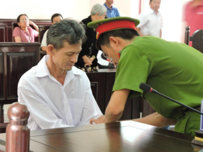 Lê Văn Nuôl bị tuyên tử hình với 2 tội danh "Giết người' và "Cướp tài sản".