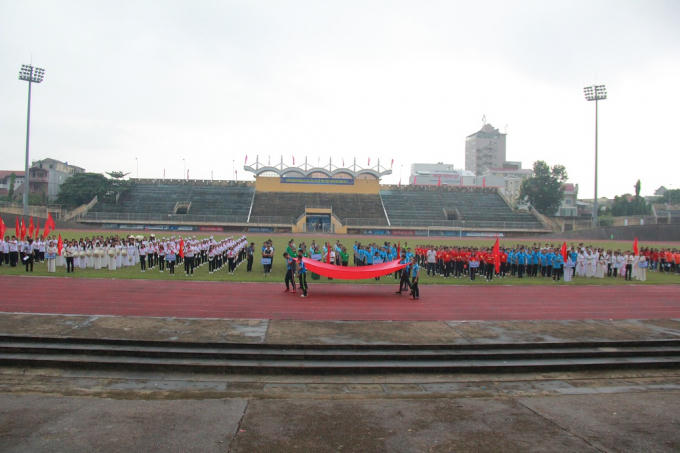 Đại hội thu hút 13 đoàn vận động viên tham gia.