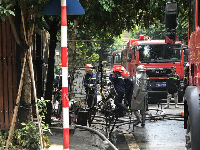 Hà Nội: Hỏa hoạn bao trùm hai ngôi nhà khiến một người thiệt mạng