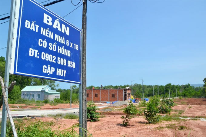 Cận cảnh lô đất phân nền ở xã Hàm Ninh