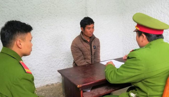 53f8e65d001ee940b00f