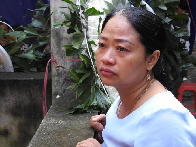 Lễ tang phóng viên Đinh Hữu Dư: Truy tặng Bằng khen trong nước mắt