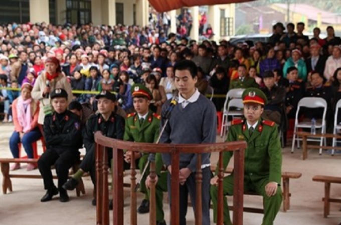Bị cáo Tẩn Láo Lở nhận mức án cao nhất tử hình (Ảnh: báo Lao động).