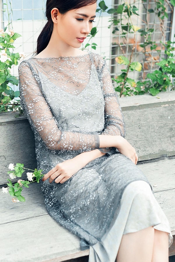 Phan Thị Mơ gây thương nhớ với vẻ đẹp mơ màng dưới nắng chiều