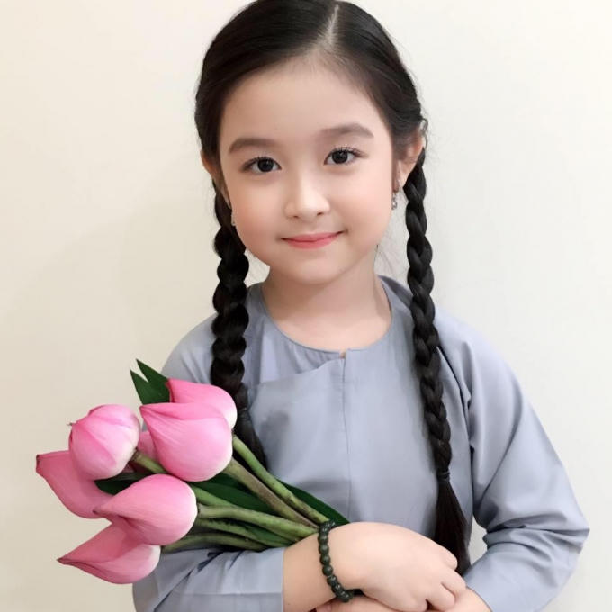 B&eacute; g&aacute;i cover Duy&ecirc;n Phận g&acirc;y b&atilde;o cộng đồng mạng