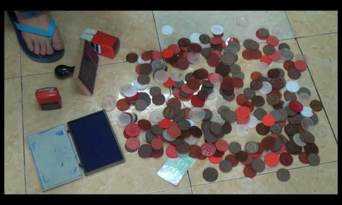 Con dấu được Nghĩa và nhóm làm giả.