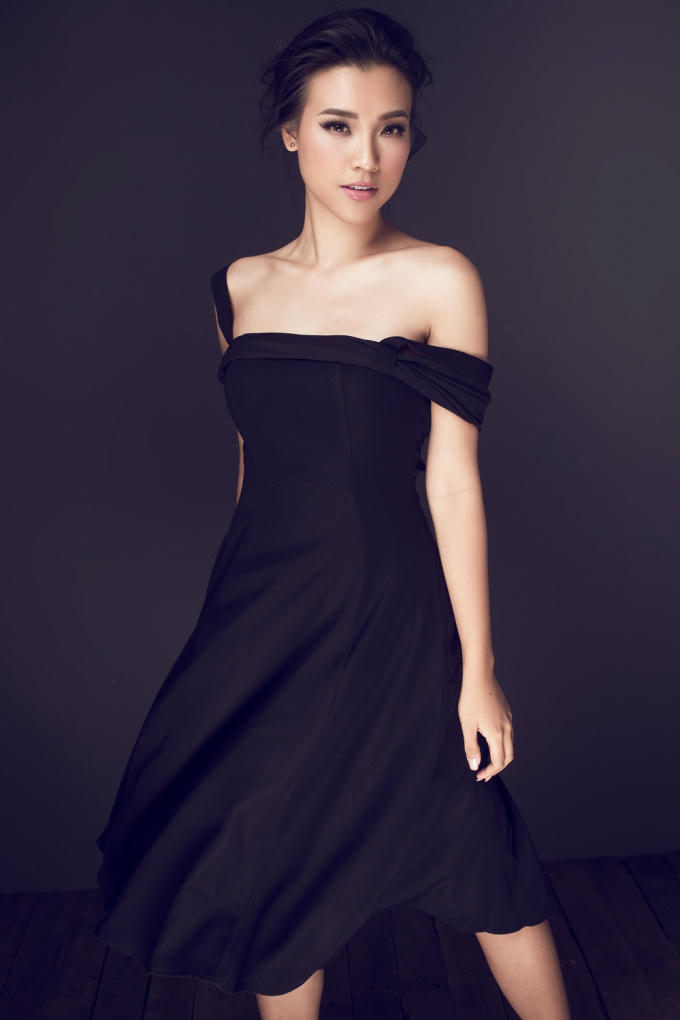 Sắp tới, bên cạnh vai trò MC , Hoàng Oanh tiếp tục trau dồi diễn xuất để được thể hiện mình trong những vai diễn mới lạ, chứng minh được sự nghiêm túc và nỗ lực hết mình cho nghệ thuật.