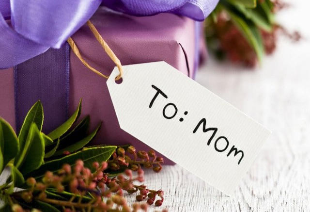 Đằng sau nguồn gốc về Ngày của Mẹ là hai câu chuyện về cuộc đời hai người phụ nữ.