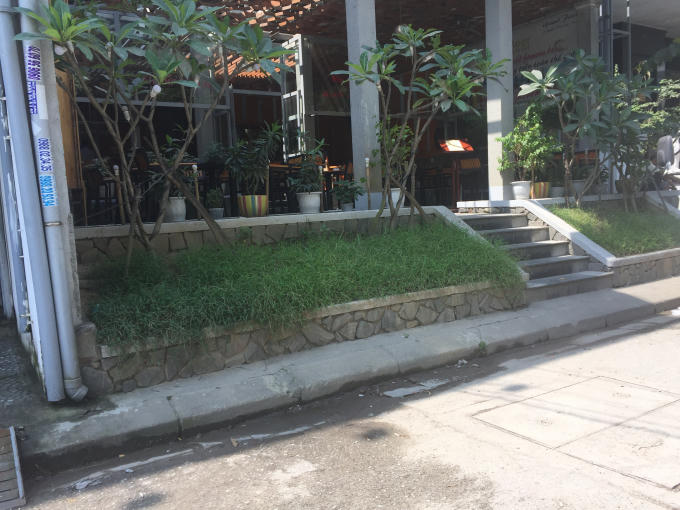 Lực lượng chức năng chưa xử lý hay "làm ngơ"?.