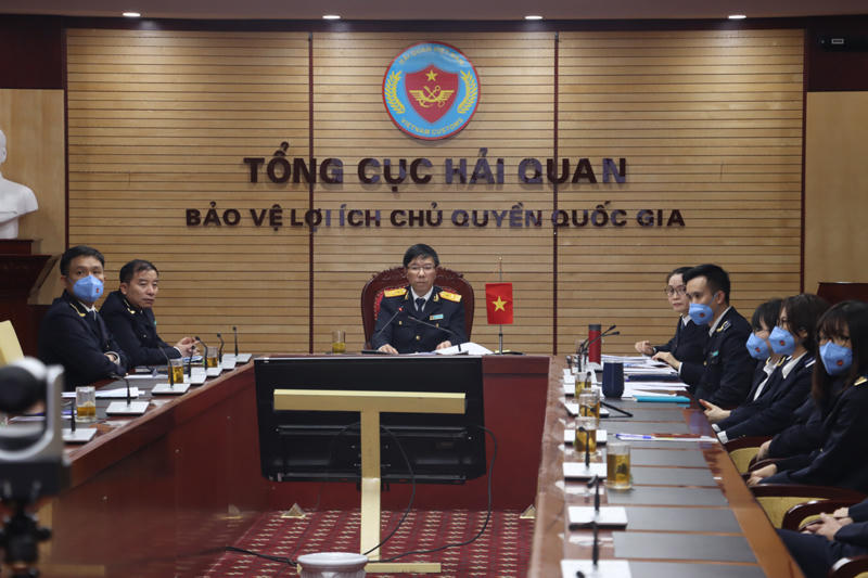 Tham dự tại điểm cầu Việt Nam có Phó Tổng cục trưởng Tổng cục Hải quan Lưu Mạnh Tưởng.