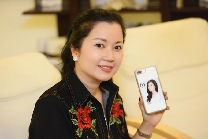 Á hậu Huyền My thổ lộ rất muốn lấy chồng trong buổi họp fans