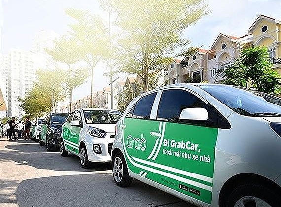 Bộ Giao thông ‘quản’ taxi truyền thống và Grab, Uber theo đề xuất mới