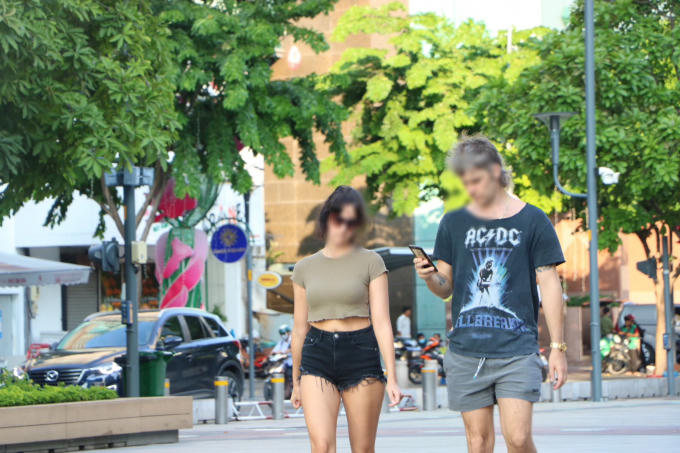 79272aaea3a556fb0fb410