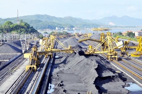 Than xuất khẩu đang gặp khó, lượng tồn kho đang tăng mạnh.