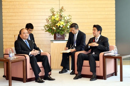 Trong chuyến thăm và làm việc tại Nhật Bản vào tháng 10/2014 và có cuộc hội kiến với Thủ tướng Nhật Bản Shinzo Abe. Tại đây, Phó Thủ tướng Nguyễn Xuân Phúc nhấn mạnh việc hai nước nâng cấp quan hệ lên “Đối tác chiến lược sâu rộng vì hòa bình và phồn vinh trong khu vực” có ý nghĩa hết sức quan trọng đối với sự phát triển trong quan hệ hai nước thời gian tới.