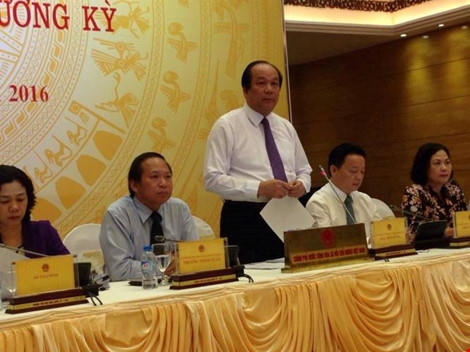  Chủ nhiệm Văn phòng Chính phủ Mai Tiến Dũng chủ trì buổi họp báo.
