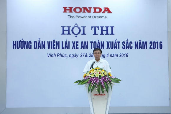 Ông Minoru Kato - Tổng Giám đốc Công ty Honda Việt Nam phát biểu khai mạc hội thi.