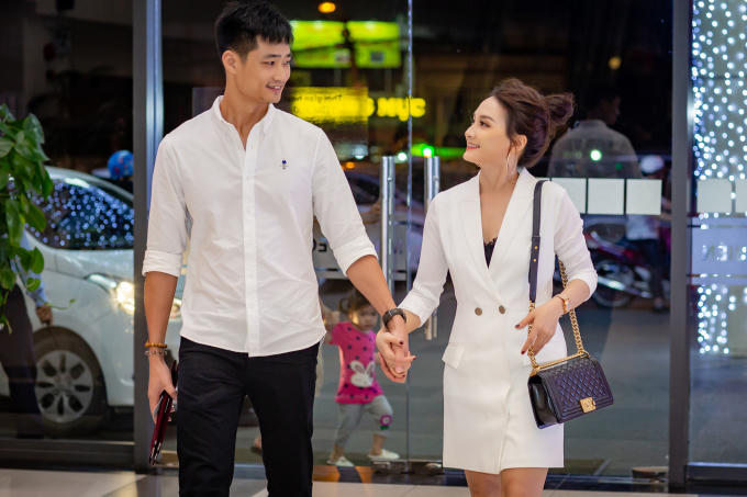 Diễn viên Bảo Thanh được ông xã tháp tùng đi sự kiện