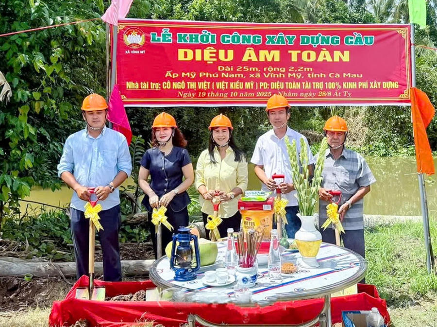 Ban Thường trực Ủy ban MTTQ Việt Nam xã Vĩnh Mỹ phối hợp khởi công xây dựng cầu Diệu Âm Toàn tại ấp Mỹ Phú Nam, tổng kinh phí 145 triệu đồng do bà Ngô Thị Việt vận động hỗ trợ.