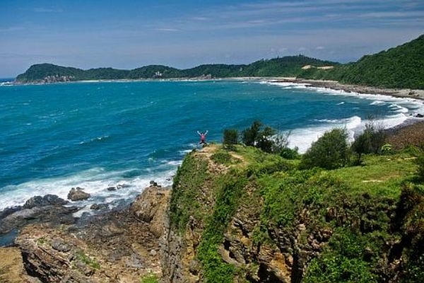 Bãi đá cầu Mỷ.
