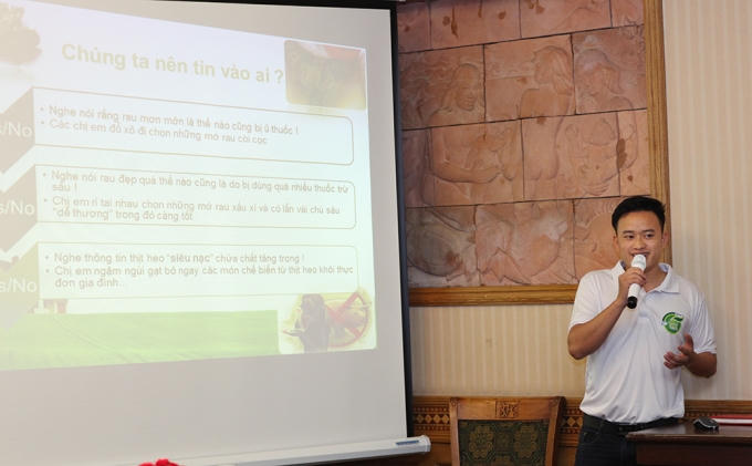 BTV Quang Chương trình bày những "vấn nạn" của thực phẩm không an toàn...