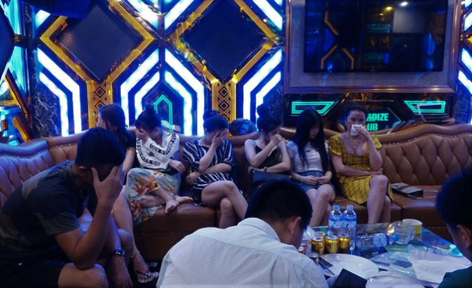 4-4-16124359879081364828002