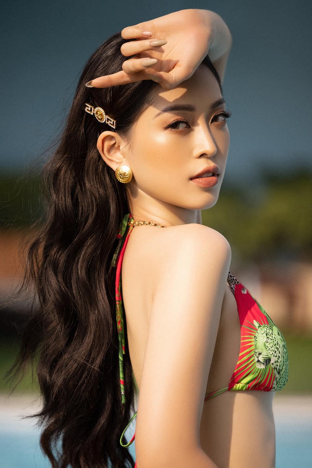 Á hậu Bùi Phương Nga từng gây ấn tượng trong đêm chung kết Hoa Hậu Việt Nam 2018 bằng màn trình diễn đầy ấn tượng cùng lối ứng xử thông minh. 