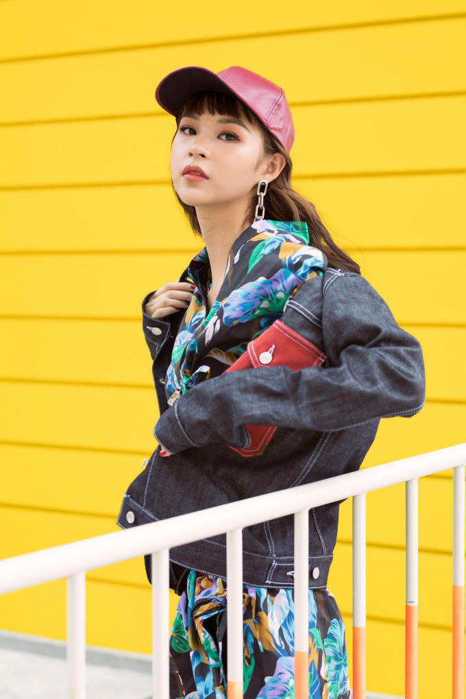 Vẫn là cô gái ngây thơ ở The Face, nhưng hình như Phí Phương Anh ngày càng gợi cảm