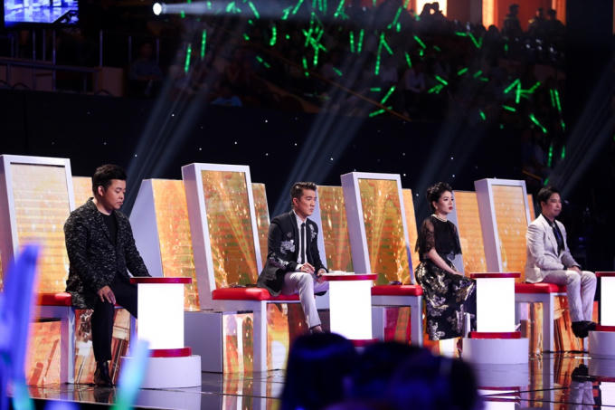 Thần tượng Bolero 2017 tập 7: Lệ quyên chắp tay