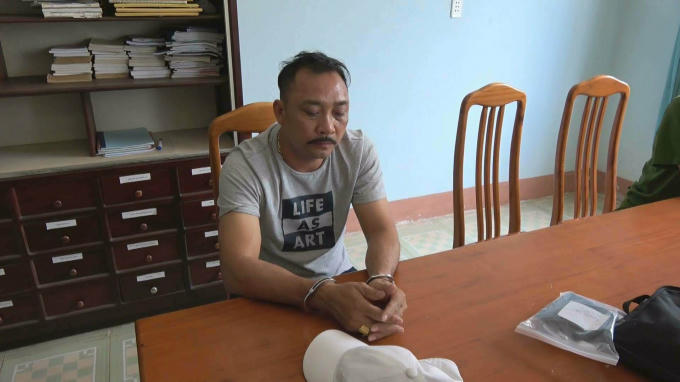 Ông trùm gỗ lậu Phượng'' râu'' tại cơ quan CSĐT.