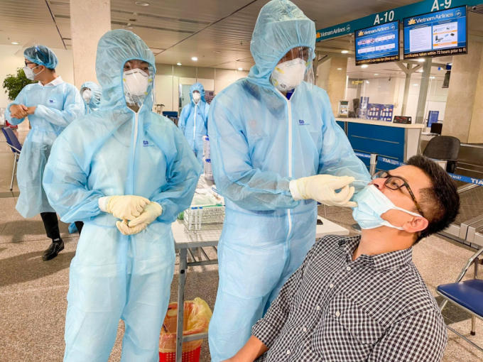 Tan_Son_Nhat_2-1629631827061