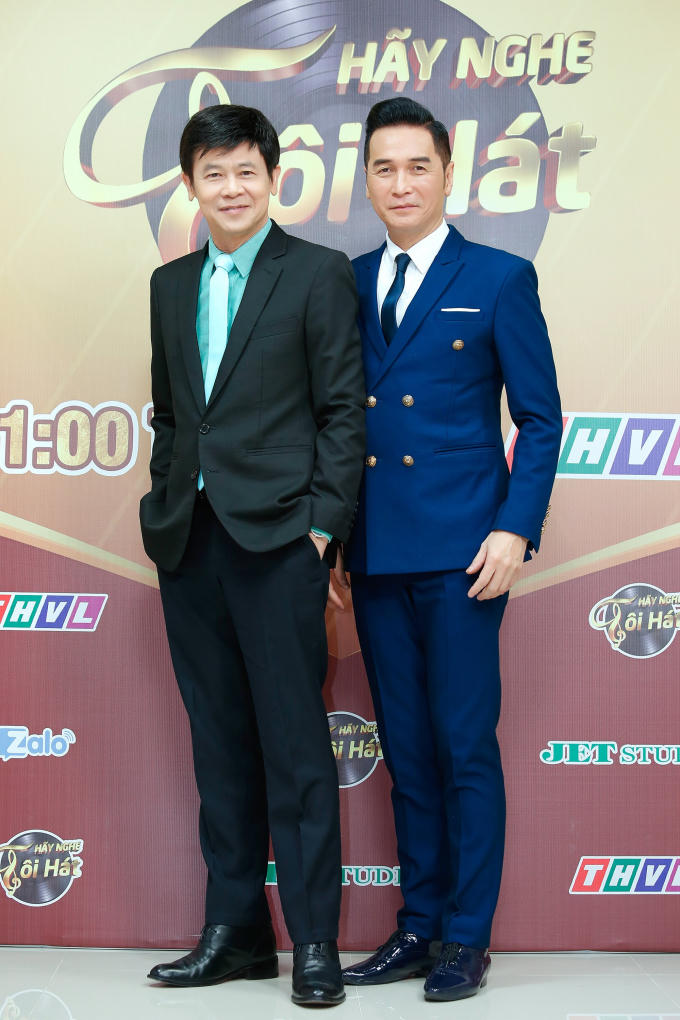 Thái Châu ganh tị Nguyễn Hưng khoe body chuẩn ở tuổi 63