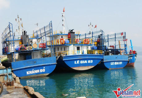 Tàu vỏ thép đóng theo nghị định 67 bị rỉ sét. Ảnh: Huyền Trang