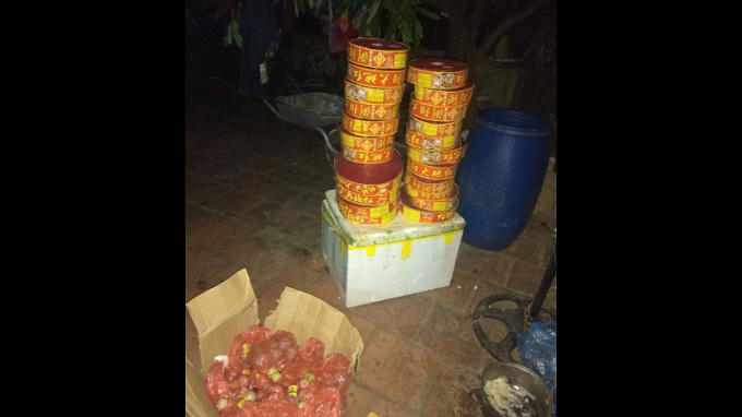Vật chứng vụ án.