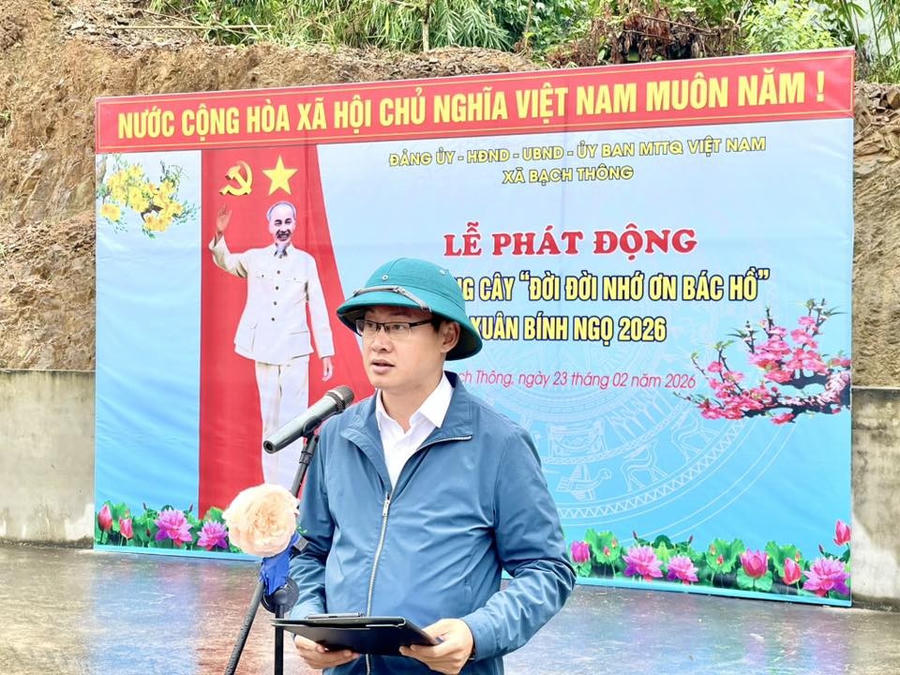 Ông Hà Ngọc Việt - Phó Bí thư Đảng ủy, Chủ tịch UBND xã Bạch Thông.